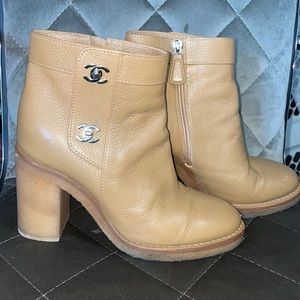Beautiful Chanel boots! Short, beige, silver C’s